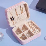 Rectangle Zipper Type PU Leather Jewelry Box For Girls and Women
