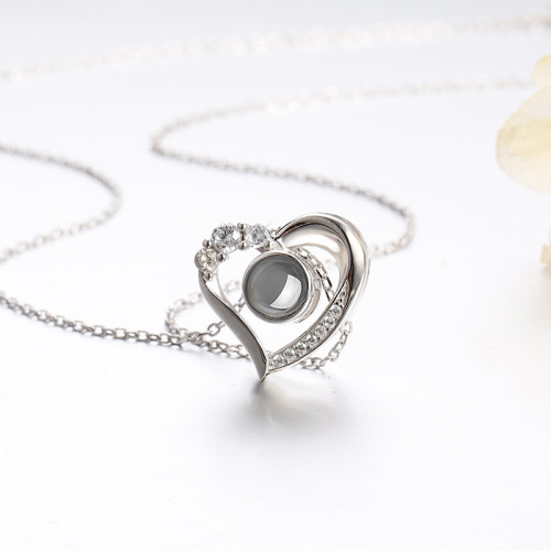 White Zircon Diamonds Heart-shaped Projection Clavicle Chain Jewelry Necklace