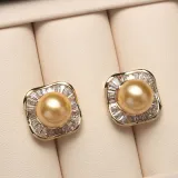 Mother's Day Gift Diamante Shell Pearl Flower Necklace Earrings Jewelry Set with Box
