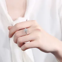 Fashion Jewelry Rotatable Snowflake Diamond Opening Adjustable Ring