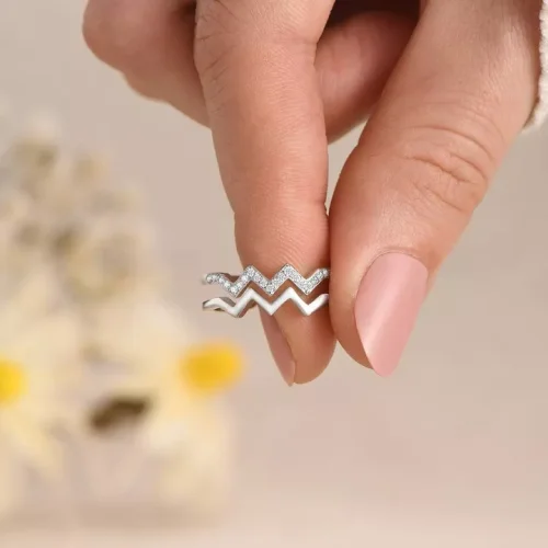 Fashion Jewelry Pure Silver Double Wave V-Shape Diamond Ring for Women With Gift Box