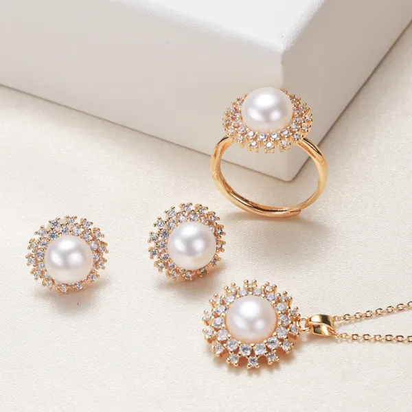 Jewelry Freshwater Pearl Diamante Pendant Necklace and Ring Earrings Set