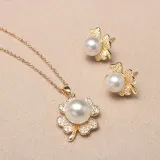 Diamante Jewelry Clover-Shaped Pearl Necklace and Earring Set For Women Girls With Box