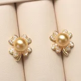 Diamante Jewelry Clover-Shaped Pearl Necklace and Earring Set For Women Girls With Box