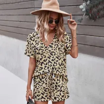 Women Short Sleeve Collared Leopard Print Drawstring Short Jumpsuit