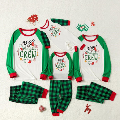 2022 Plus Size Christmas Family Matching Sleepwear Pajamas Sets Christmas Slogan Tops And Green Plaids Pants