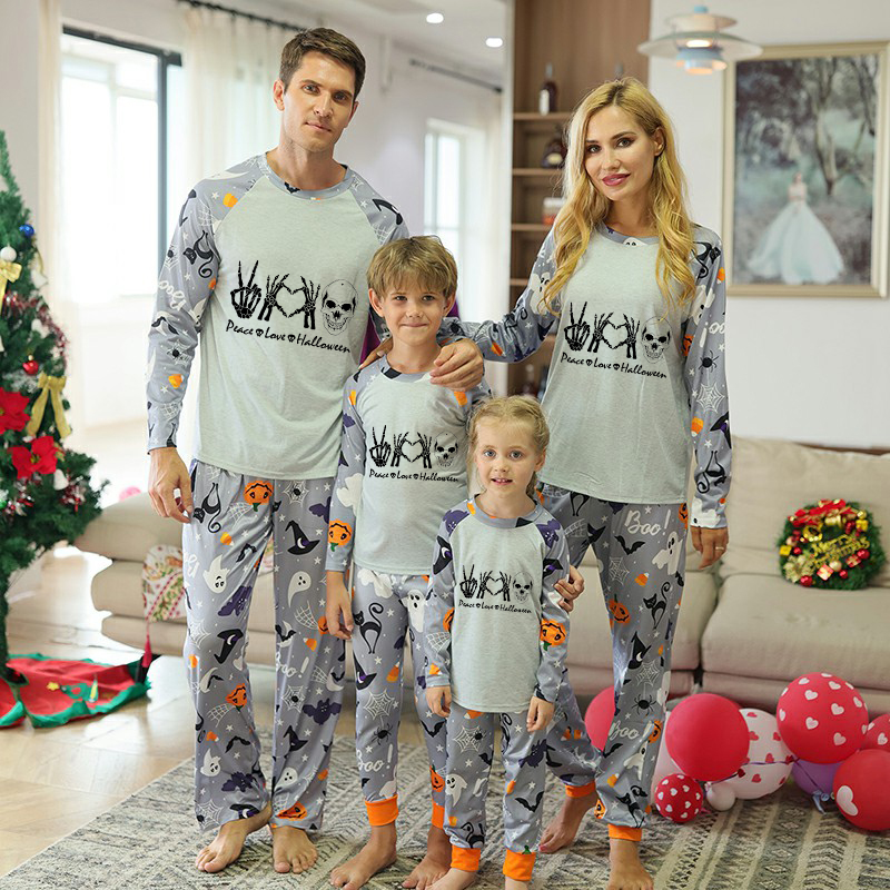 Halloween Matching Family Pajamas Skeleton Peace Love Heart White Pajamas Set
