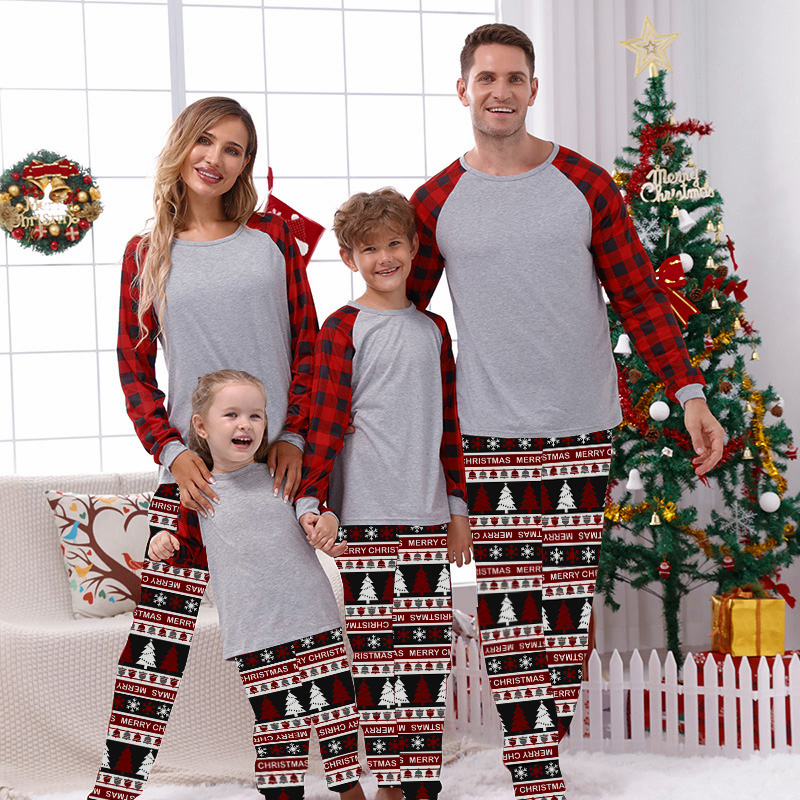 Christmas Matching Family Pajamas Personalized Seamless Tree Pants Custom Design Grey Short Christmas Pajamas Set With Dog Cloth