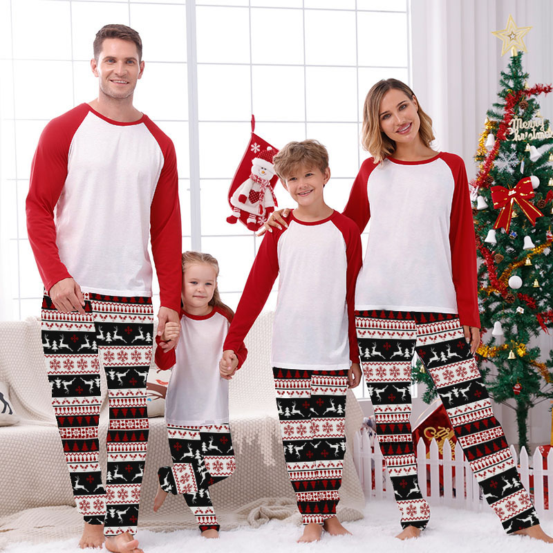 Christmas Matching Family Pajamas Red and Reindeer Personalized Custom Design Christmas Pajamas Set With Dog Cloth