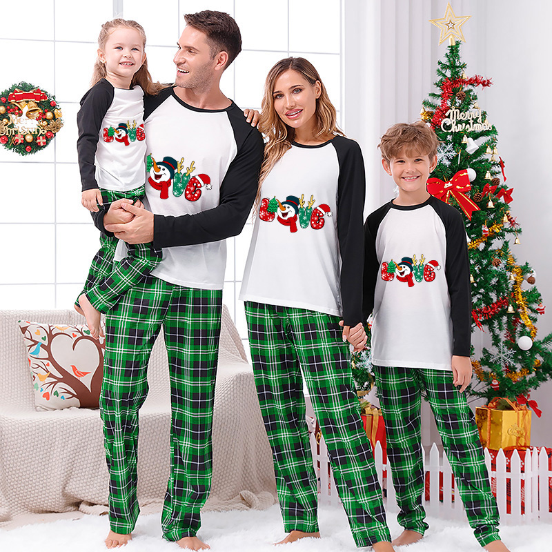 Christmas Matching Family Pajamas Snowman Love Slogan Green Pajamas Set