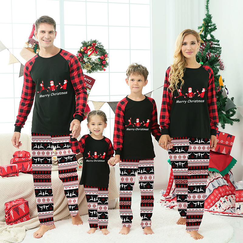 Christmas Matching Family Pajamas Santa Claus Working Out Seamless Reindeer Black Pajamas Set