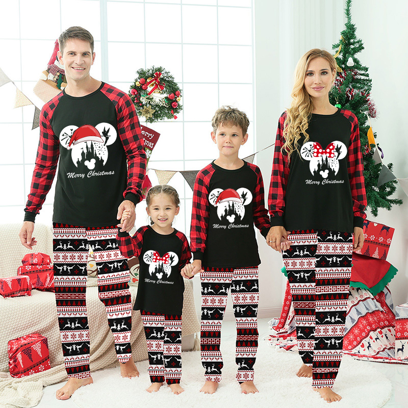 Christmas Matching Family Pajamas Cartoon Mouse With Christmas Hat Seamless Reindeer Black Pajamas Set