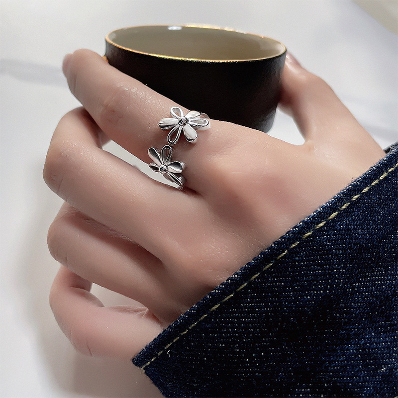 Hollow Out Exaggerated Plain Finger Ring Classic Vintage Handmade Flower Ring
