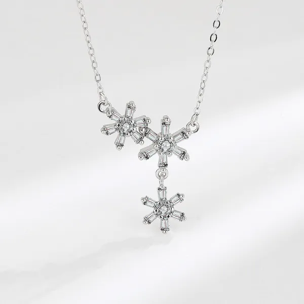 Sterling Silver Snowflake Moissanite Diamonds Pendant Necklace