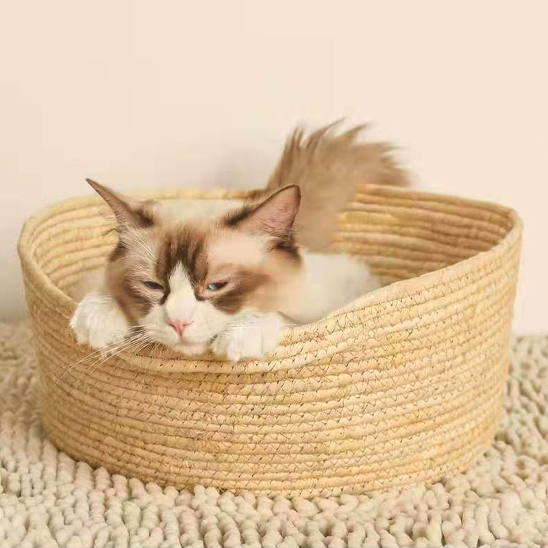 Hand Woven Rattan Grass Woven Cat Basket Bed Pet Kennel