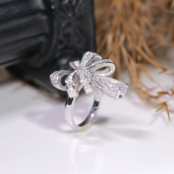 Sterling Silver Bowknot Shaped Pear Cut Zirconia Rings