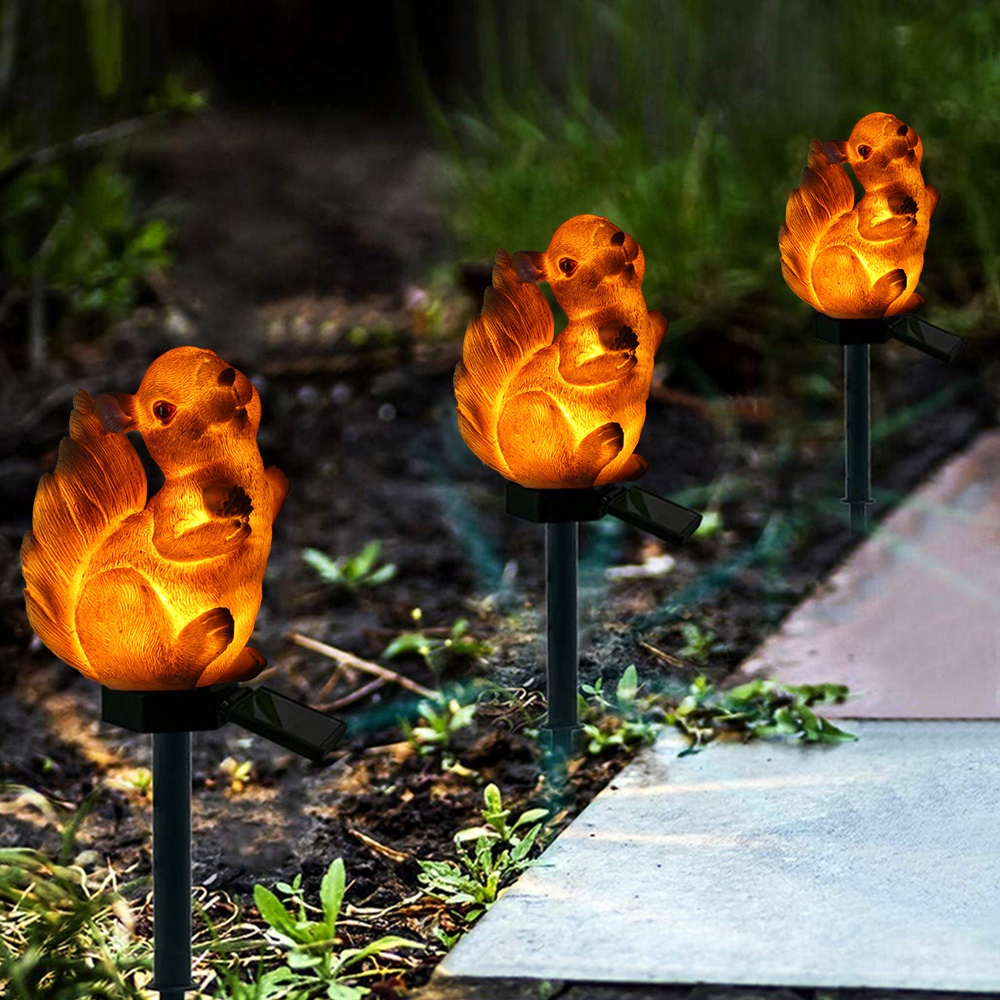 Outdoor Decorative Resin Animal Squirrel Garden Solar Floor Lamp Garden Light