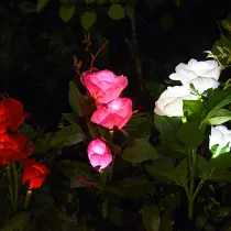 Solar Rose Flower Beautiful Garden Decorative Stainless PVC Stake Lamp Multi Color Floral Lighting for Lawn Landscape