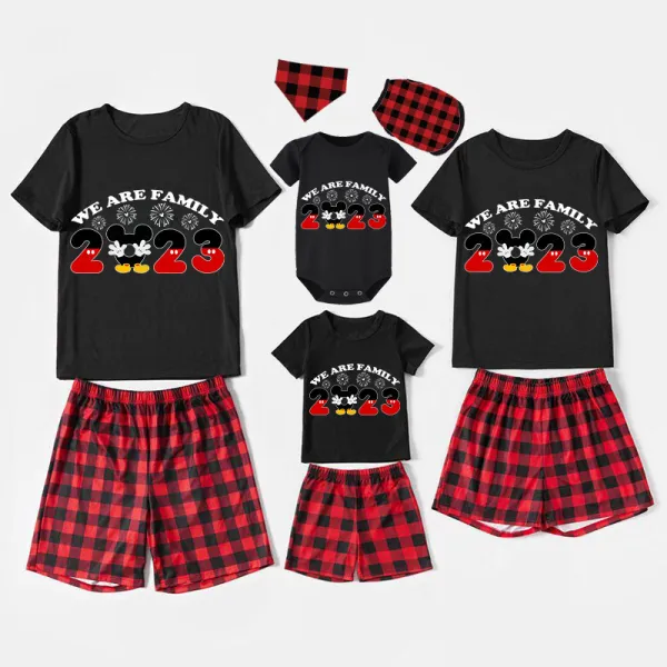 Family Matching Pajamas Exclusive Design Cartoon Mice We Are Family 2023 Black Pajamas Set