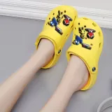 Audlt Unisex Women Clog Summer Slipper Random 6PCS Cartoon Friends Decoration Beach Slipper Shoes