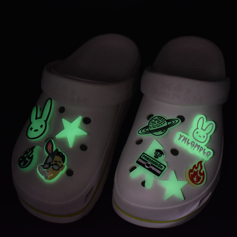 Audlt Unisex Men Clog Luminous Slipper 10PCS Bunny Rabbit Decoration Beach Slipper Shoes