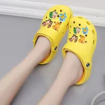 Audlt Unisex Women Clog Summer Slipper Random 10PCS Cartoon Monsters Decoration Beach Slipper Shoes