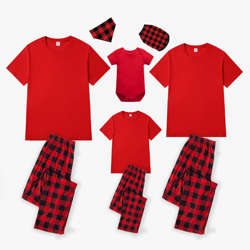 Christmas Matching Family Pajamas Red Short Sleeve Black Red Plaids Pants Personalized Custom Design Christmas Pajamas Set With Dog Cloth
