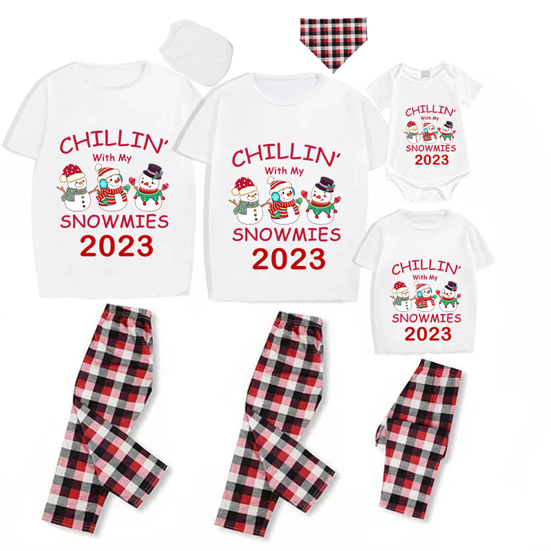 2023 Christmas Matching Family Pajamas Exclusive Design Chillin With My 3 Snowmies White Short Pajamas Set