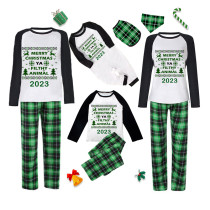 2023 Christmas Matching Family Pajamas Exclusive Design Couple Reindeer Pattern Green Plaids Pajamas Set