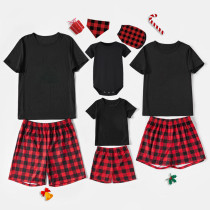 Christmas Matching Family Pajamas Personalized Custom Design Black Short Christmas Pajamas Set With Dog Cloth