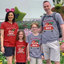 Family Matching Christmas Tops Exclusive Design Merry Christmas Y'all Family Christmas T-shirt