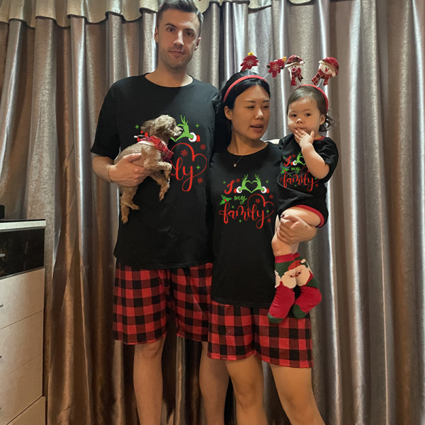 Christmas Matching Family Pajamas Snowflake Love My Family Black Pajamas Set