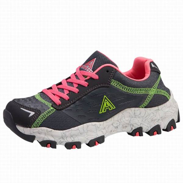Outdoor Women's Hiking shoes