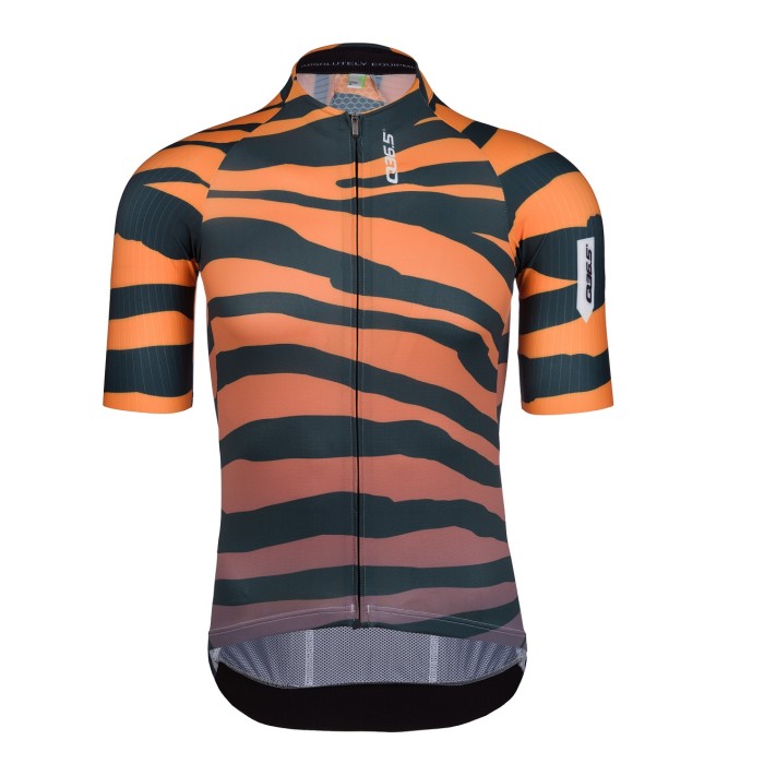 2023 Team Q36.5 Tiger Orange R2 Cycling Short Sleeve Jersey And Bib Shorts Set