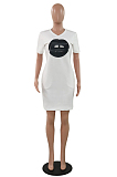 White Casual Mouth Graphic Short Sleeve V Neck Shift Dress MA6330