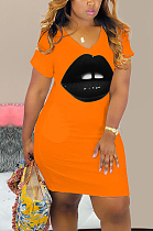 Orange Casual Mouth Graphic Short Sleeve V Neck Shift Dress MA6330