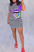 Purple Casual Polyester Mouth Graphic Short Sleeve Round Neck Mid Waist Shift Dress SDD9250