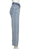 Casual high-waisted loose-fitting wide-leg pants go well with skinny jeans