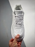 Top Quality White Sneaker(With box, SHIPPING INCLUDED)