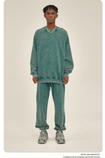 ARTIE | 100% Cotton Aged Unisex Jogging Suit in Cyan (model wear size XL)
