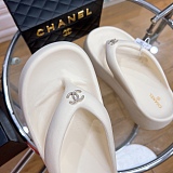 SUPER WHOLESALE | Chanel ova Form Slides in White