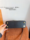 SUPER WHOLESALE |  LV Capucines Shoulder Bag(Big Size)