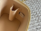 SUPER WHOLESALE |Chane l  Gold Chain Shoulder Bag