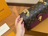 SUPER WHOLESALE | LV Victorie Shoulder Bag