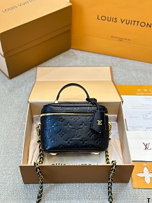 SUPER WHOLESALE | Lv Vanity Handbag in Black