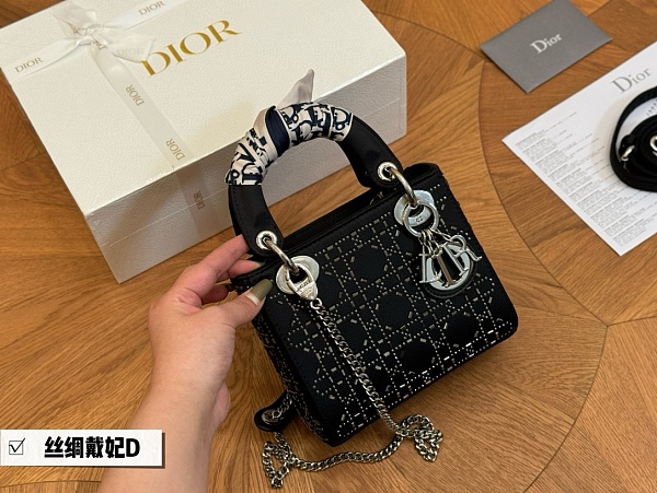 SUPER WHOLESALE | Dio r Lady Diamond Hand Bag