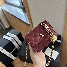 Flap Mini Square Shape Shoulder Bag in Red