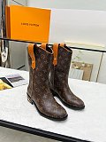 Louis V uitto n Ankle Height Monogram Boots