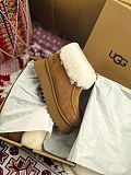 UG G Platform Snow Boots