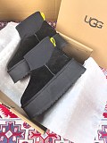 UG G Platform Snow Boots